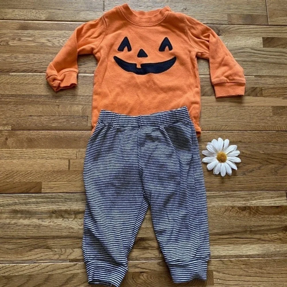 Carter's Pumpkin Halloween‎ Outfit Size 6 Months